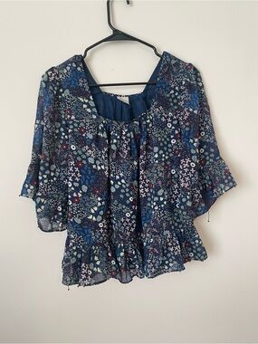 Hummingbird Navy Floral Peasant Top with Ruffle Hem